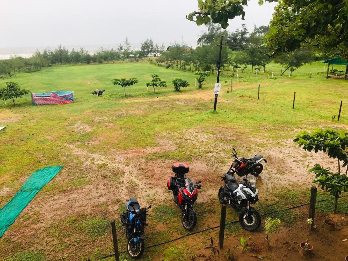 5 Mile Beach Resort Kumta エクステリア 写真